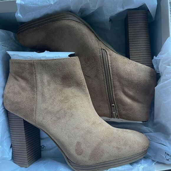 LC Lauren Conrad Addisonn Women's Block Heel Ankle Boots cognac - Picture 5 of 5